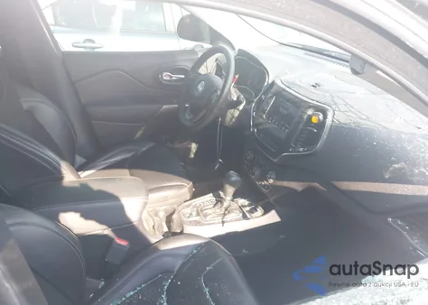 2020 Jeep Cherokee Latitude Plus Fwd z USA, uszkodzony, nr VIN 1C4PJLLB4LD568694